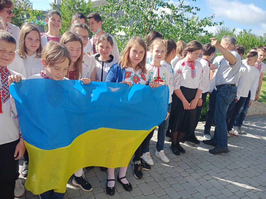 Вітаємо з щирим і красивим святом - Днем Вишиванки!
