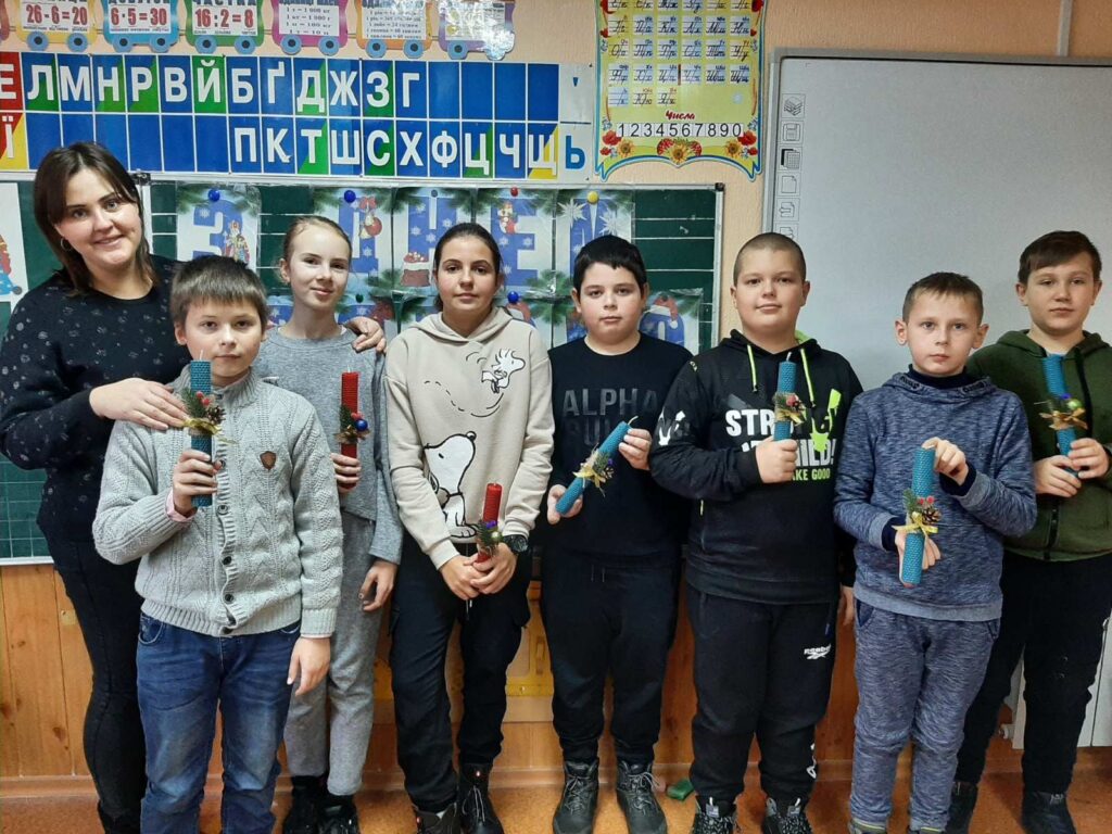 З Новим роком всіх вітаємо З Новим роком всіх вітаємо