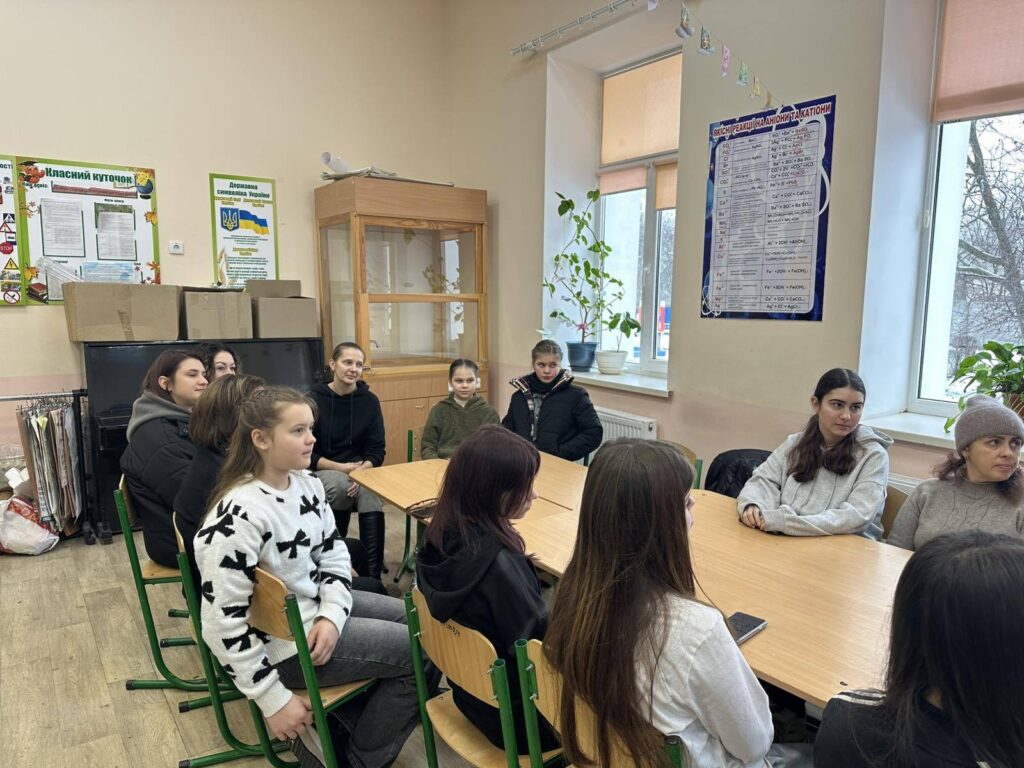Зустріч учасників освітнього процесу з ГО "Дівчата"