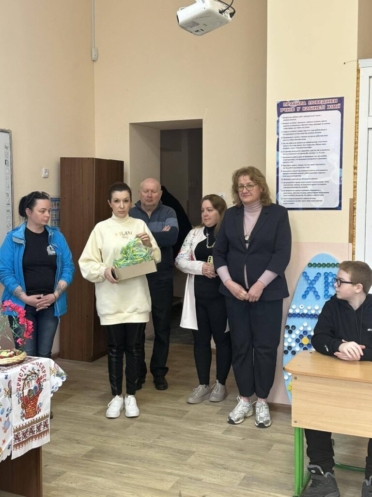 Великодня зустріч з волонтерами та військовими Великодня зустріч з волонтерами та військовими