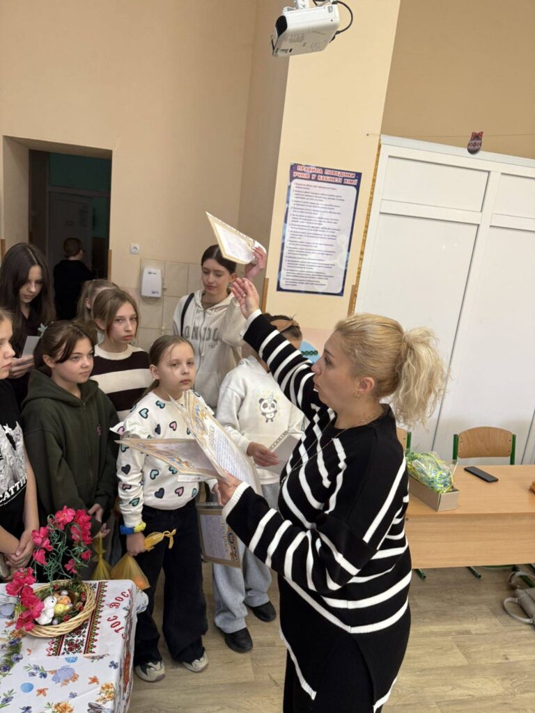 Великодня зустріч з волонтерами та військовими Великодня зустріч з волонтерами та військовими
